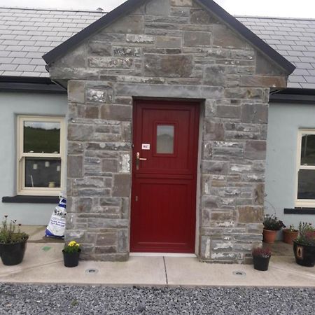 Liams Cottage Between Doolin And Лисдунварна Экстерьер фото